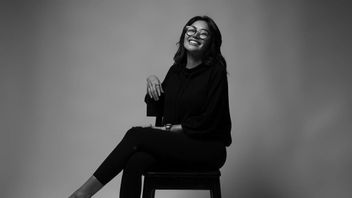 尼基塔·米尔扎尼(Nikita Mirzani)和礼萨·格拉迪斯(Reza Gladys)Kompak Absen,Wanprestasi案的听证会被推迟