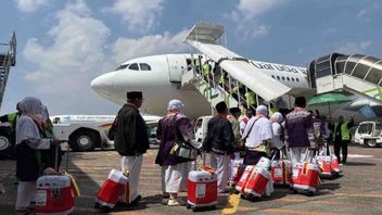 スラバヤ乗船の20人の予備会衆がビザのためにハッジに出発できませんでした